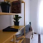 Giulia Town House Tra Citta E Mare Apartament *
