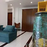 Giulia Town House Tra Citta E Mare Apartament *