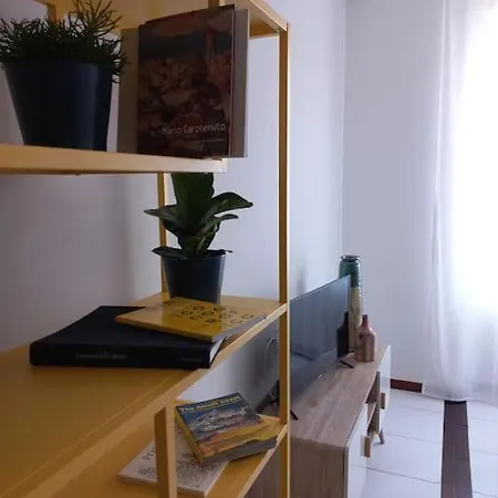 Giulia Town House Tra E Mare Apartamento *