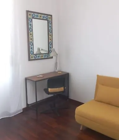 Giulia Town House Tra E Mare Apartamento