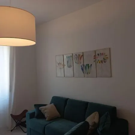 Apartamento Giulia Town House Tra E Mare