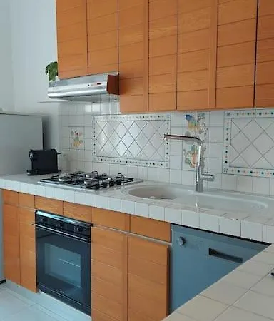 Apartamento Giulia Town House Tra E Mare
