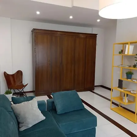 Giulia Town House Tra E Mare *