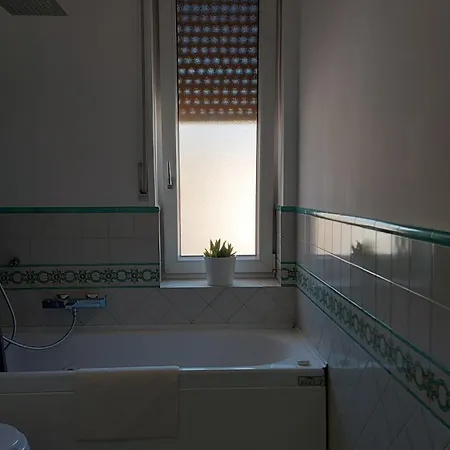 Apartamento Giulia Town House Tra E Mare